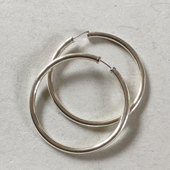 Sterling Hoops Classic - Picture 2 of 2